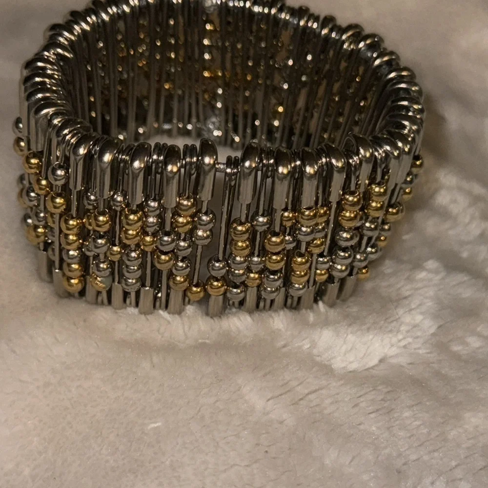 Vintage safety, pin, gold and silver bowl stretch bracelet